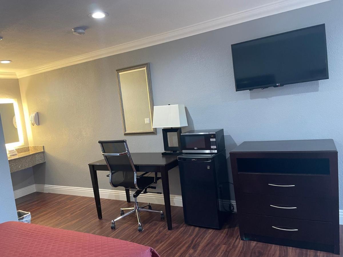 Legacy Inn & Suites Anaheim Exterior foto