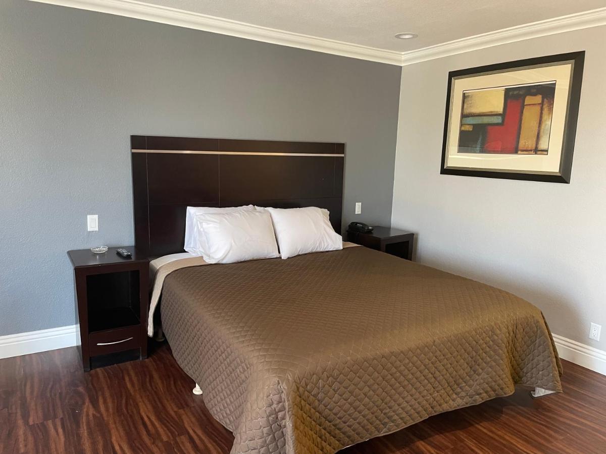 Legacy Inn & Suites Anaheim Exterior foto
